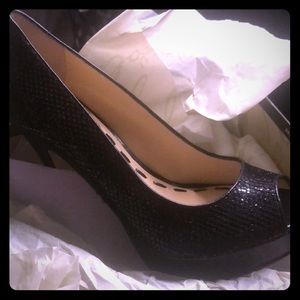 Enzo Angiolini size 7M brand new in box